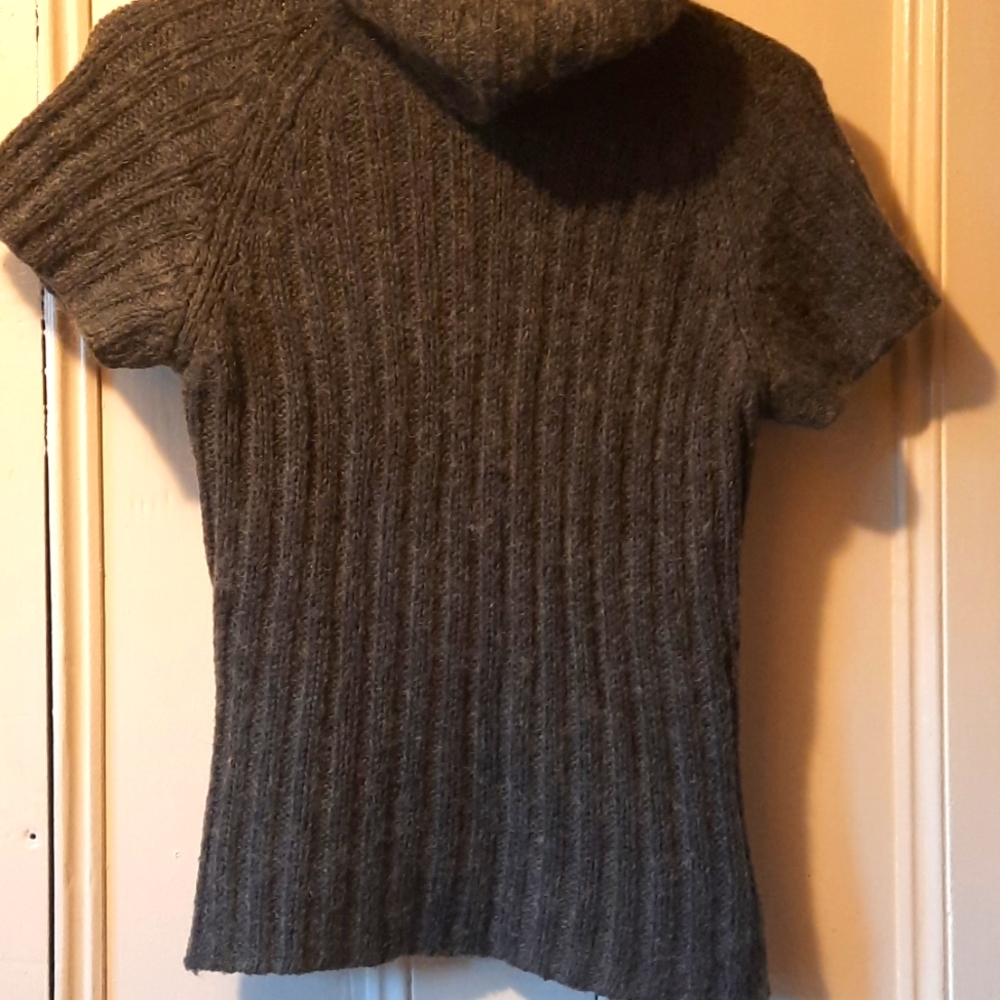 Braemar grey sweater good condition medium cowl neck